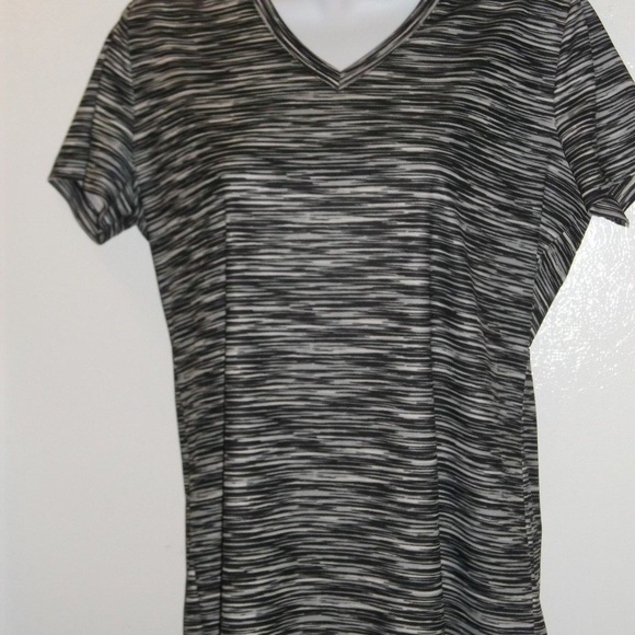 ZonePro Tops - ZonePro Womens Workout Active Tshirt Size S, M, L ZonePro Tops - ZonePro Womens Workout Active Tshirt Size S, M, L